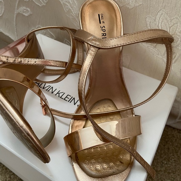 Rose Gold dress shoe - Picture 1 of 6